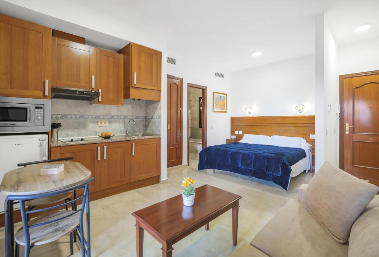 Don Juan Beach Resort Estepona Luaran gambar